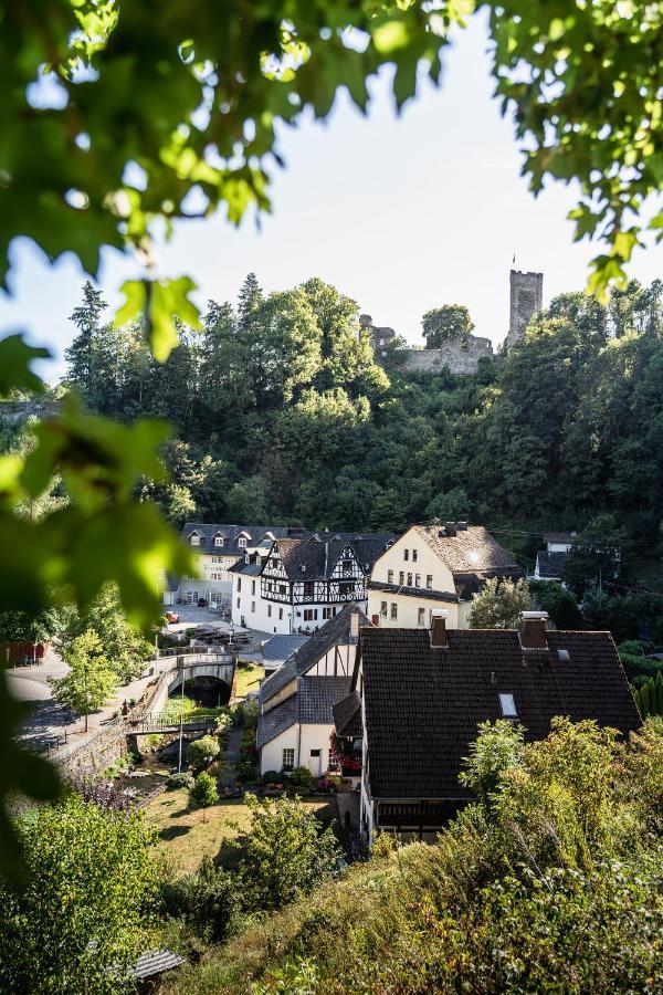Landgasthof Zur Burg Grenzau Гер-Ґренцгаузен Екстер'єр фото